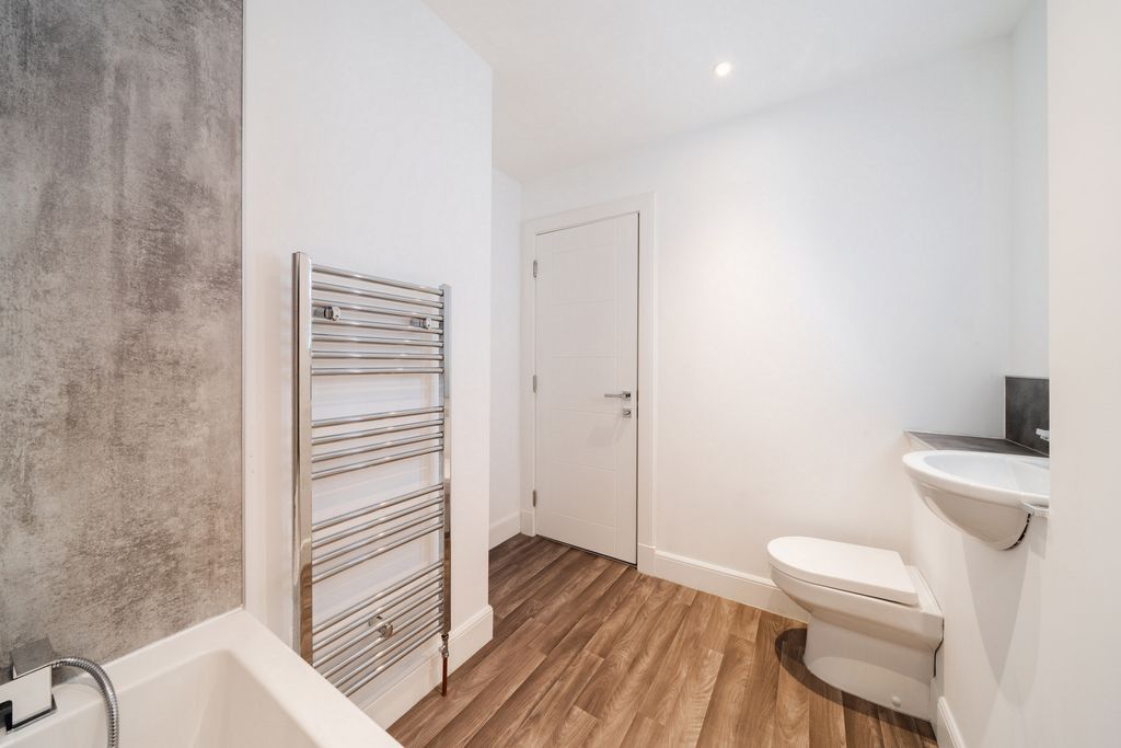 Additional image 15 of 2 bed flat for saleWest Port, Cupar KY15