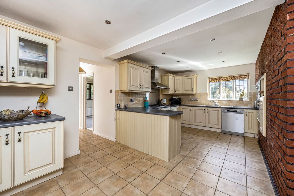 Additional image 15 of 4 bed detached house for saleHarlequin Lane, Crowborough TN6