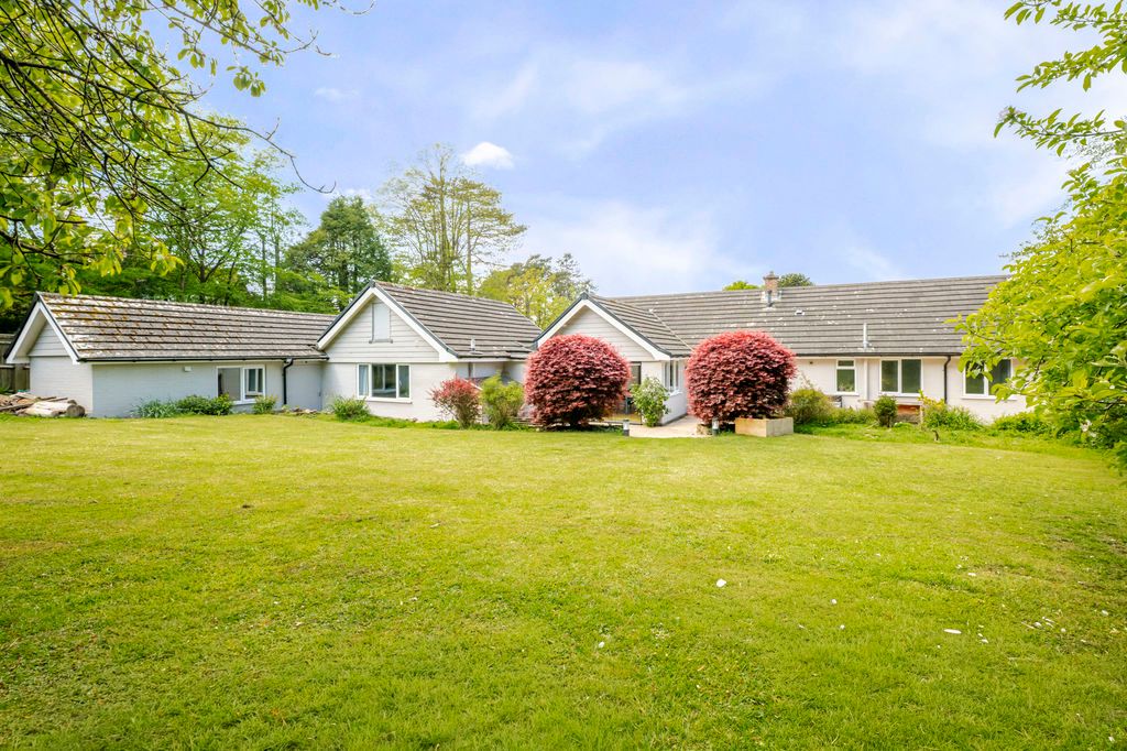 Additional image 23 of 5 bed detached bungalow for saleFielden Road, Crowborough TN6