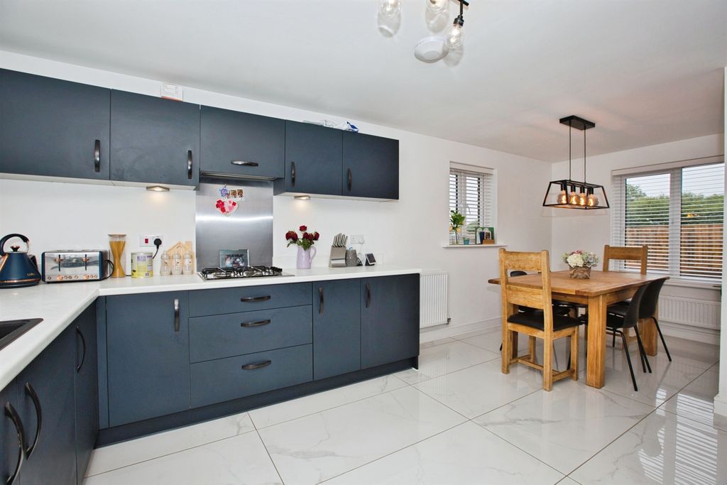 Additional image 4 of 4 bed detached house for saleSutton Grove, Crewkerne TA18