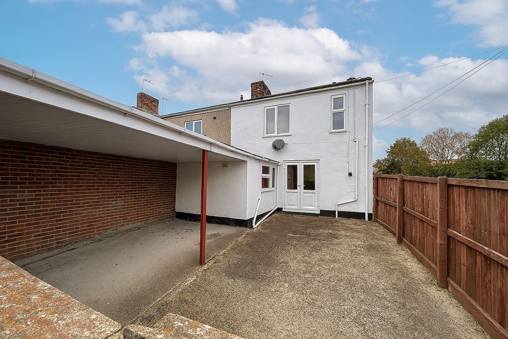 2 bed flat for saleHigh Street South, Langley Moor, Durham DH7