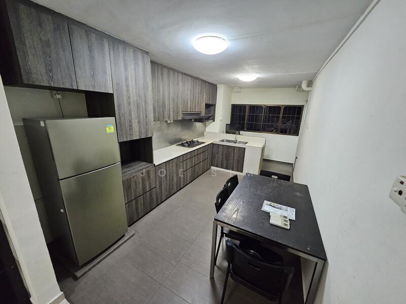 10 Gloucester Road photo 5