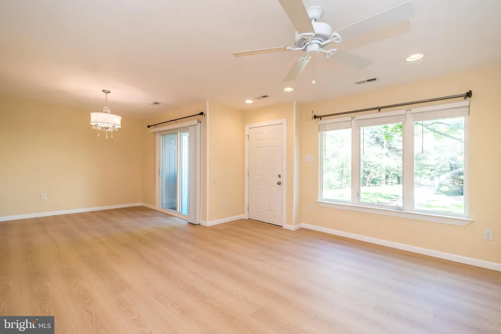 Additional image 5 of 2407 Noras Court Unit 2407, North Wales, PA 19454