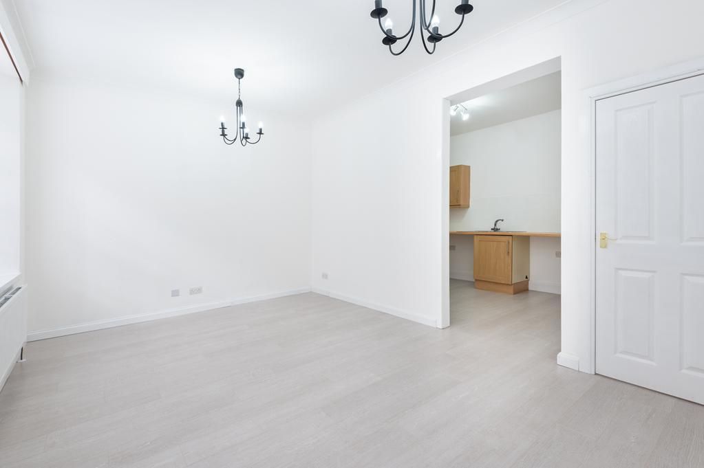Additional image 3 of 2 bed flat for saleSt. Catherine Street, Cupar KY15