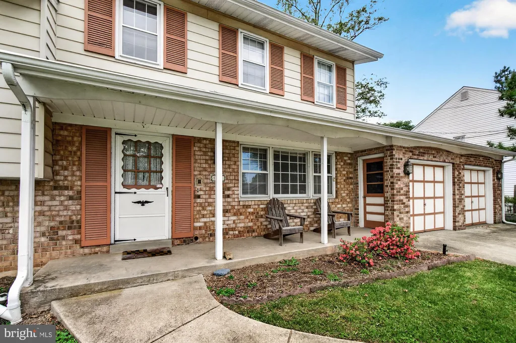 1211 Morningside Drive, Silver Spring, MD 20904 photo 3