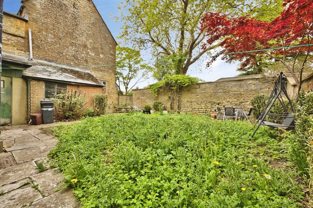 Additional image 14 of 6 bed terraced house for saleAbbey Street, Crewkerne TA18