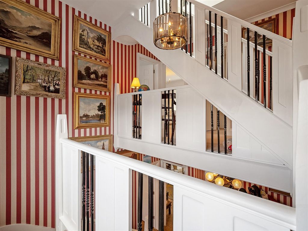 Additional image 13 of 6 bed detached house for saleOnslow Gardens, South Croydon CR2