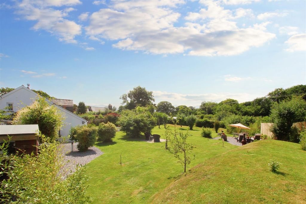 4 bed country house for saleBridell, Cardigan SA43