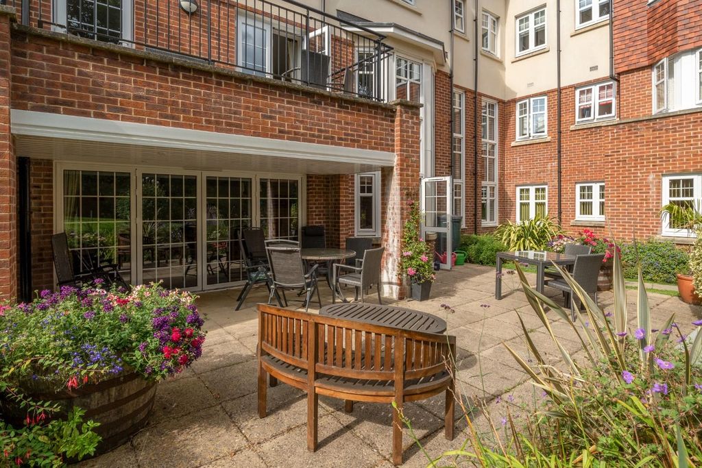Additional image 19 of 2 bed flat for saleCrowborough Hill, Crowborough TN6