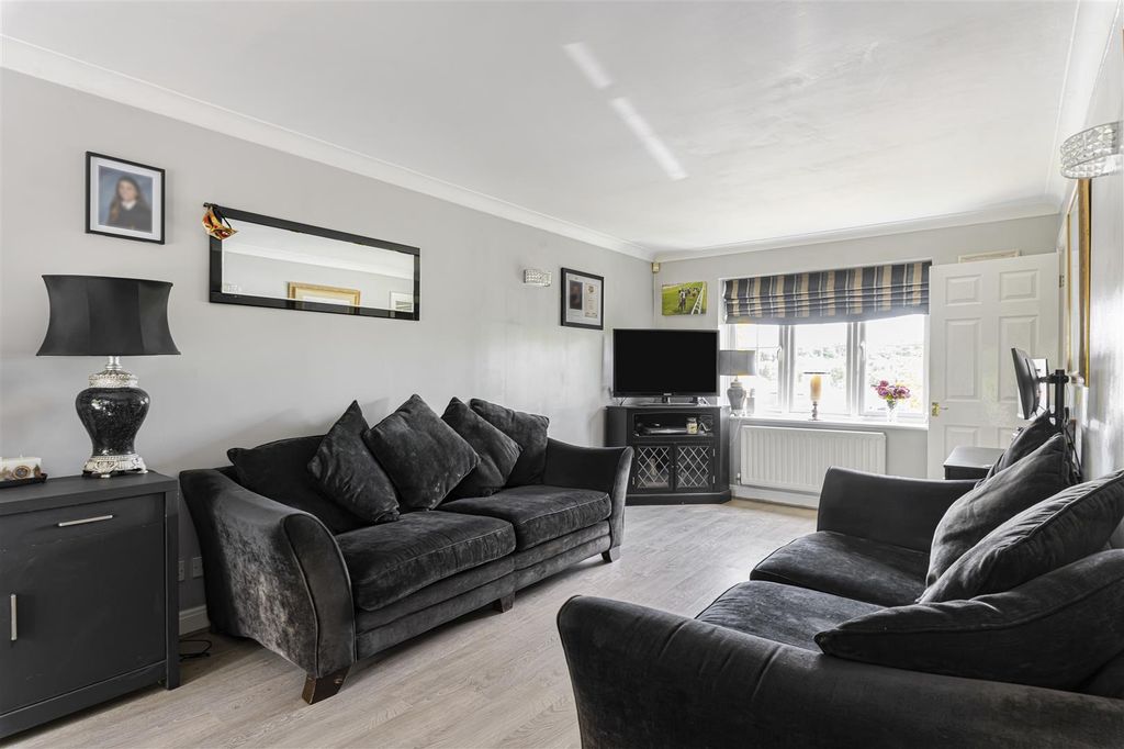 Additional image 2 of 4 bed detached house for saleMartin Road, Dartford DA2