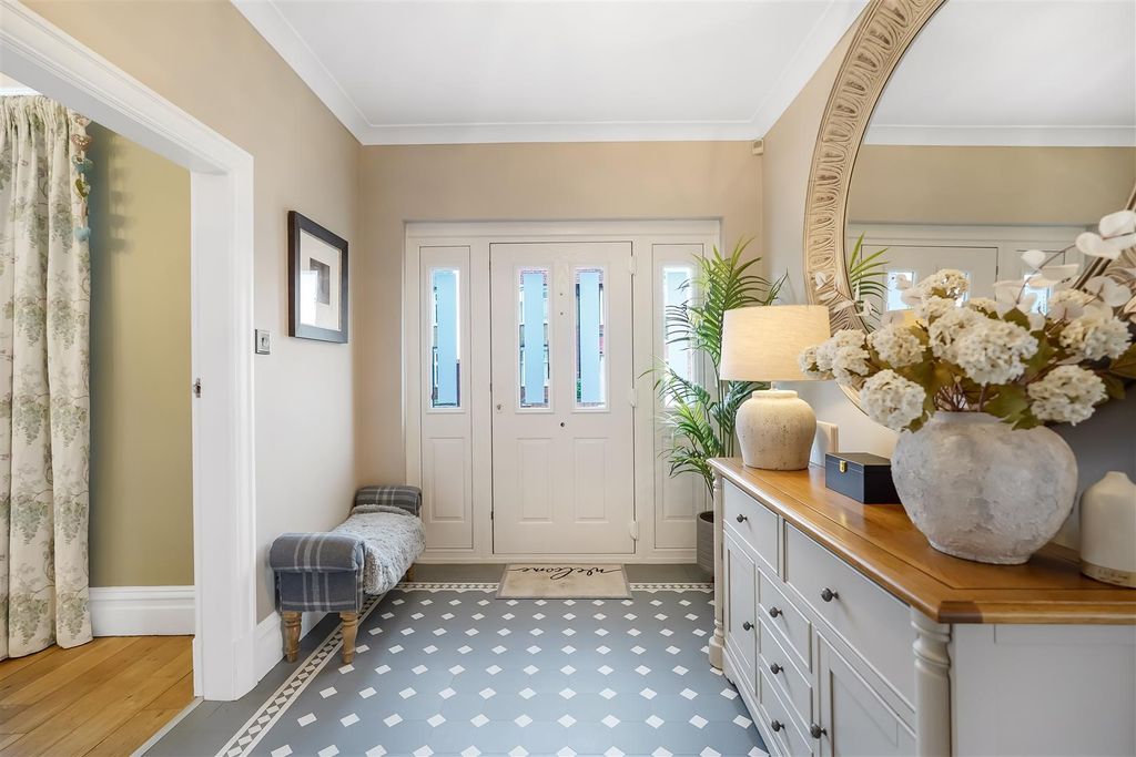 Additional image 7 of 5 bed detached house for salePierremont Gardens, Darlington DL3