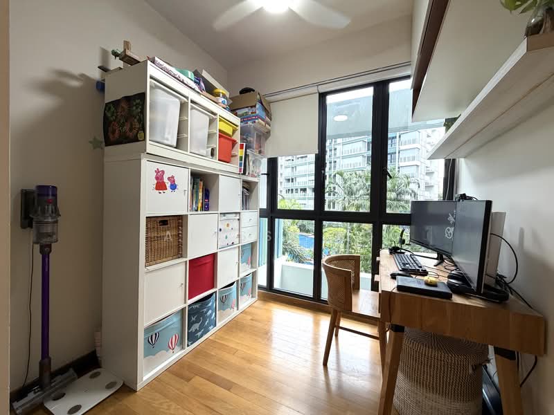 27 Flora Drive photo 3