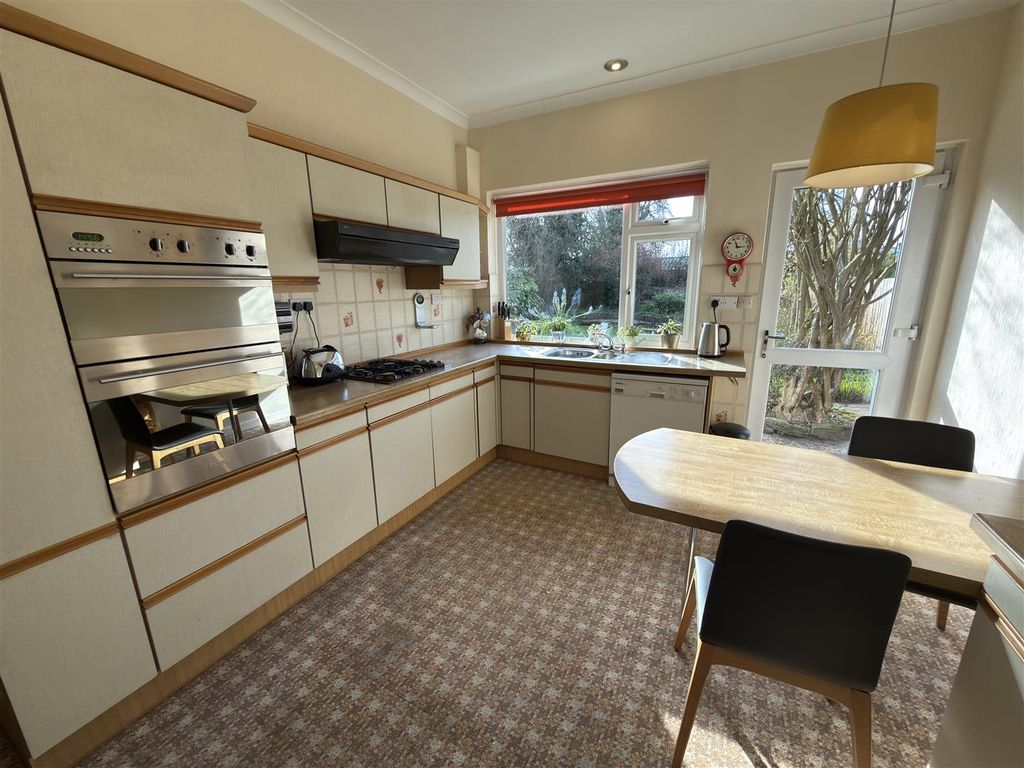 Additional image 6 of 5 bed detached house for saleCleveland Avenue, Darlington DL3