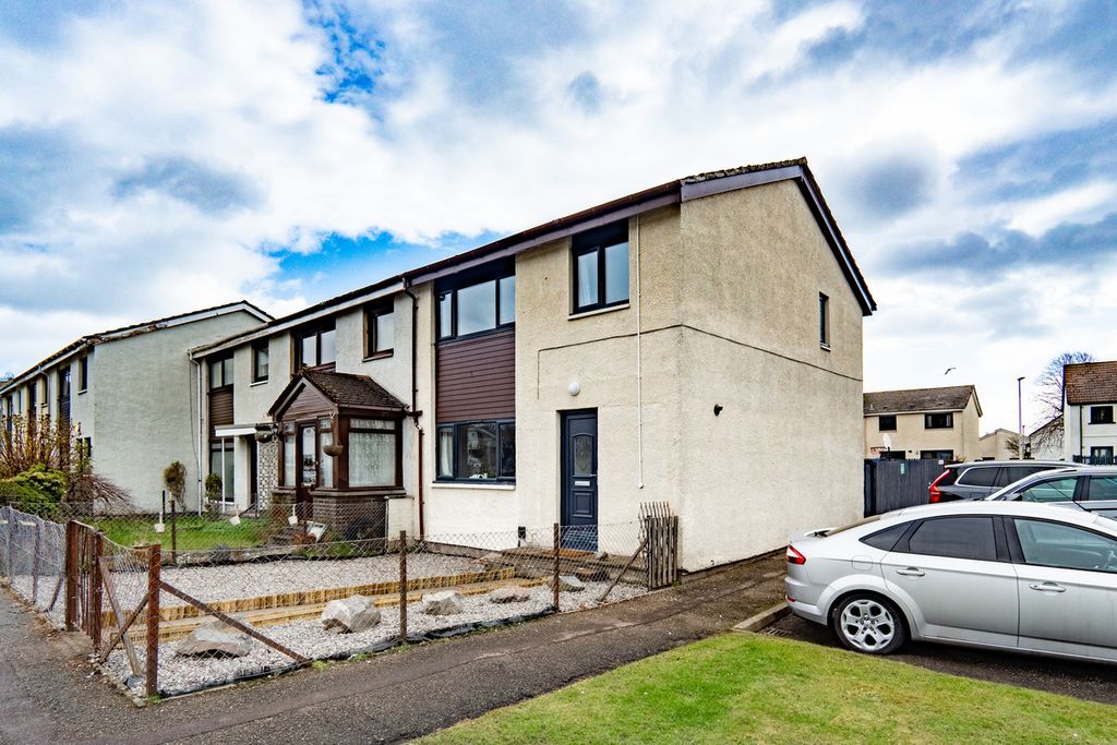3 bed end terrace house for saleBellfield, Invergordon IV18