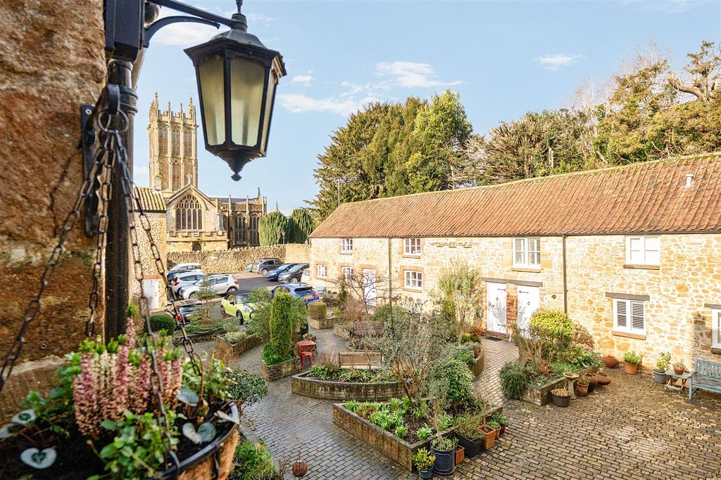 Additional image 19 of 3 bed flat for saleSilver Street, Ilminster TA19