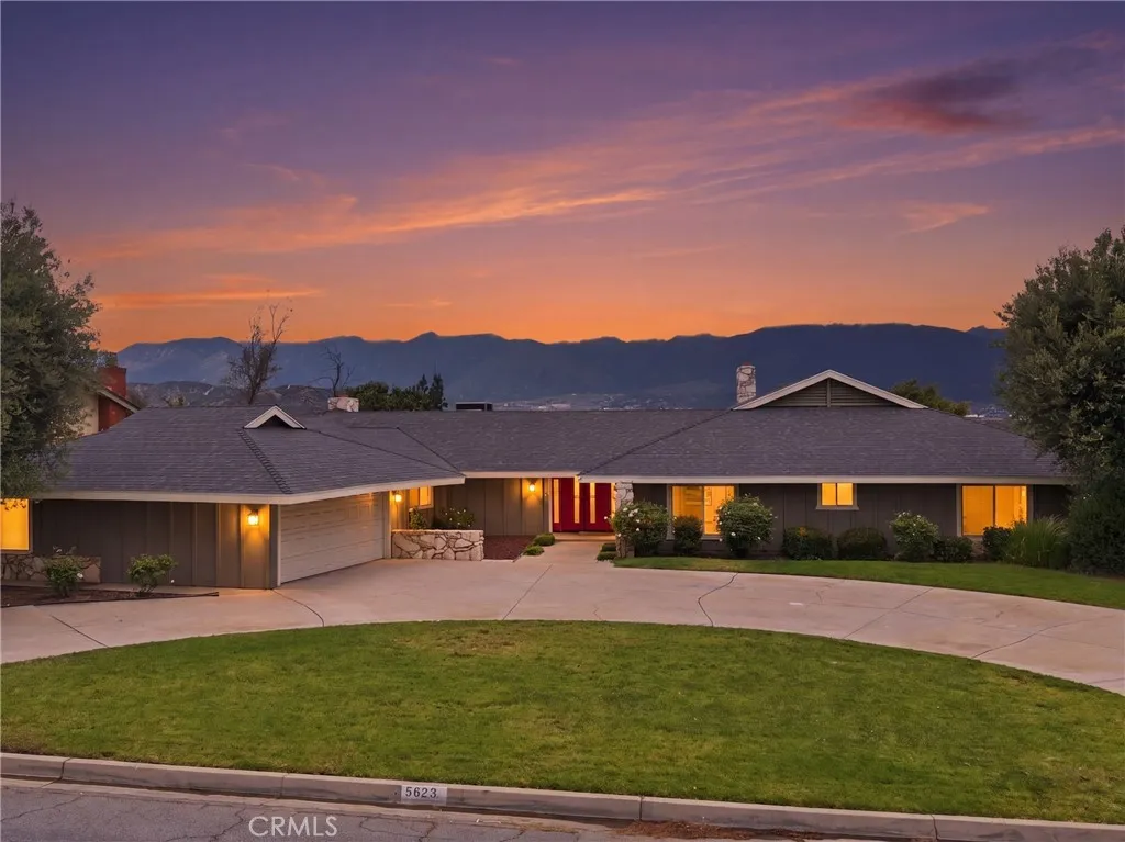 5623 Sycamore Ave, Rialto, CA 92377 photo 2