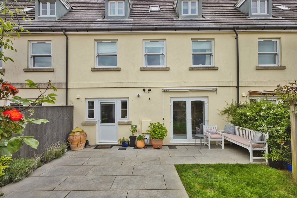 Additional image 11 of 5 bed terraced house for saleOak Drive, Crewkerne TA18