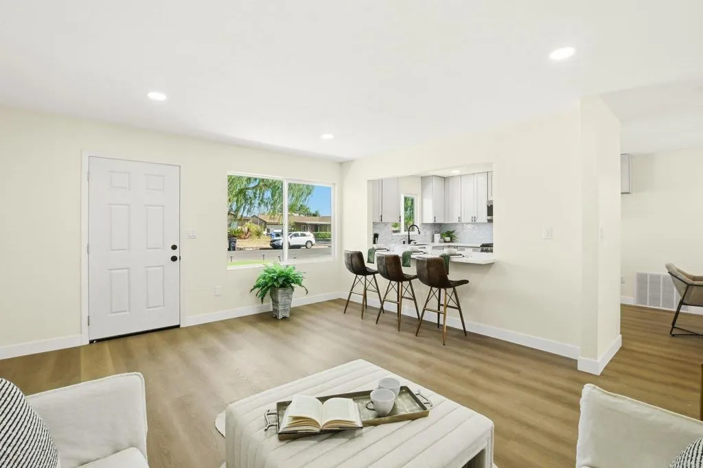 9422 Pike Rd, Santee, CA 92071 photo 5