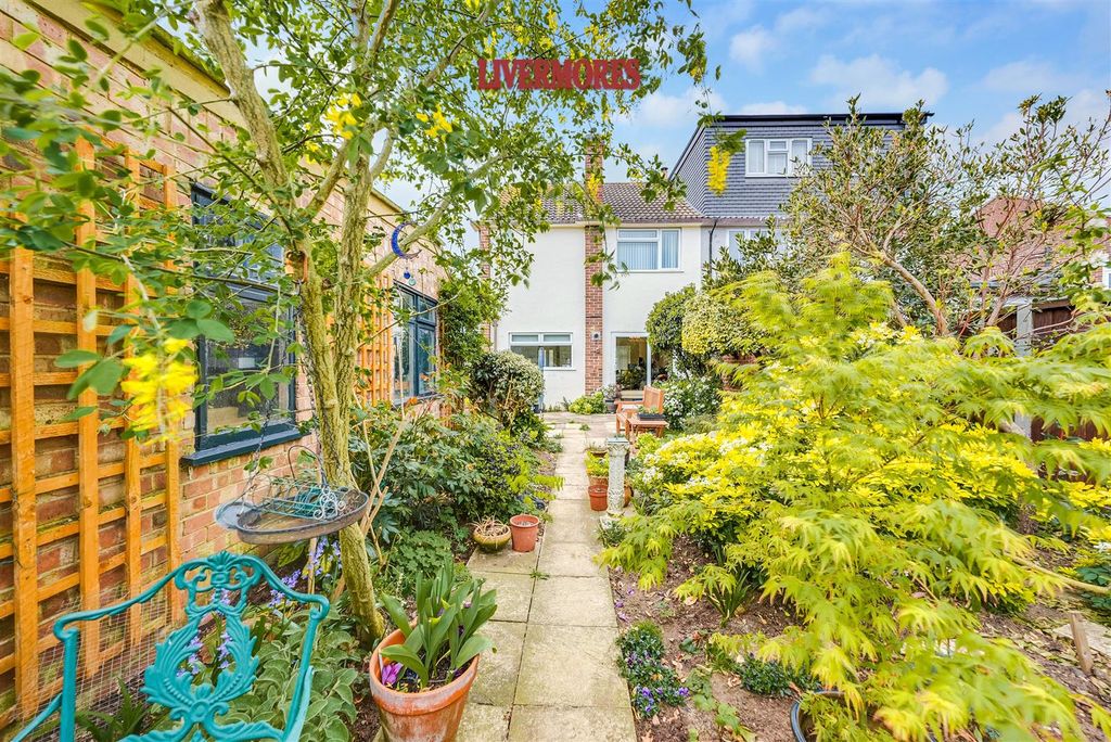 Additional image 9 of 3 bed semi-detached house for saleTredegar Road, Dartford DA2