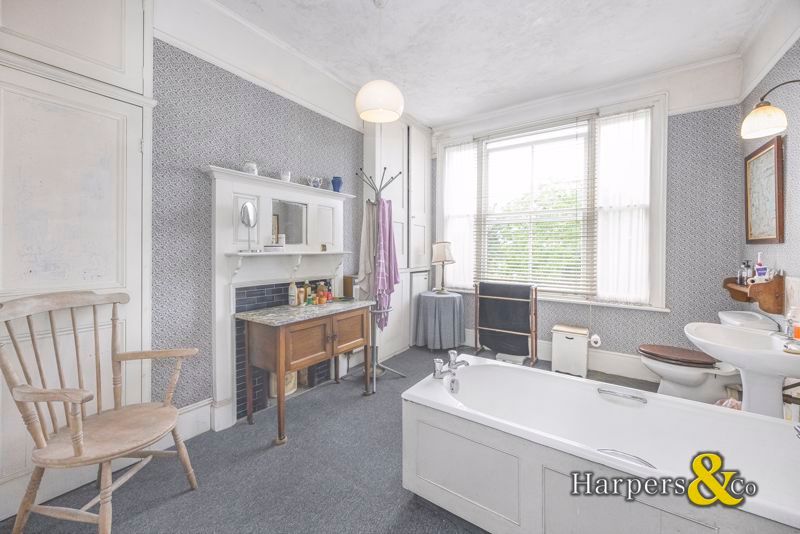 Additional image 14 of 4 bed detached house for saleStation Road, Dartford DA1