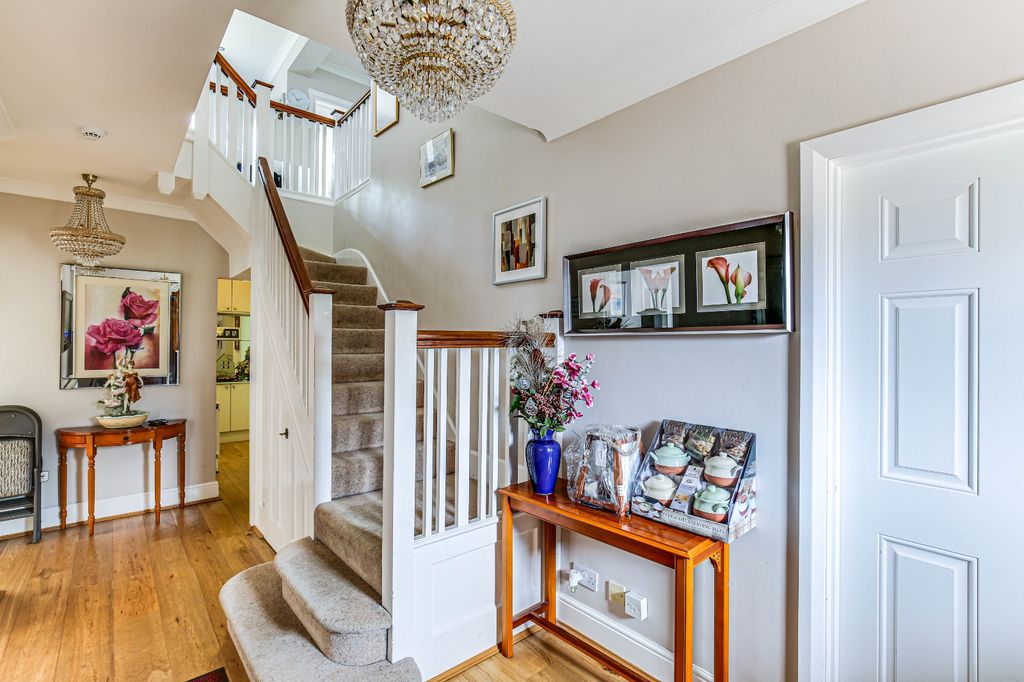 Additional image 18 of 6 bed detached house for saleShaw Crescent, South Croydon CR2