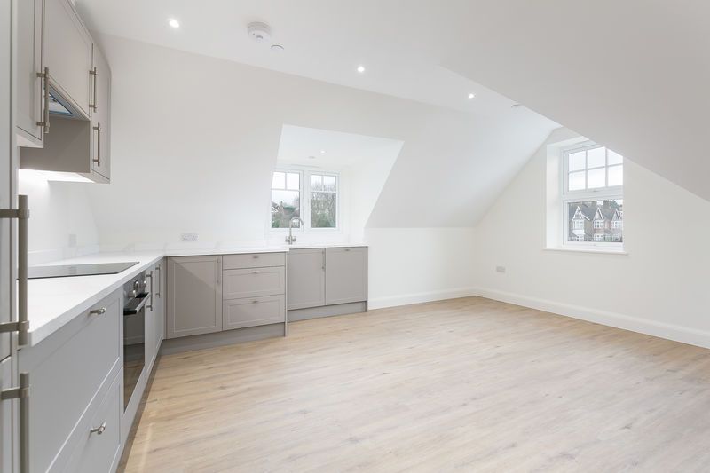 3 bed flat for saleBrompton House, Brambledown Road, Sanderstead CR2