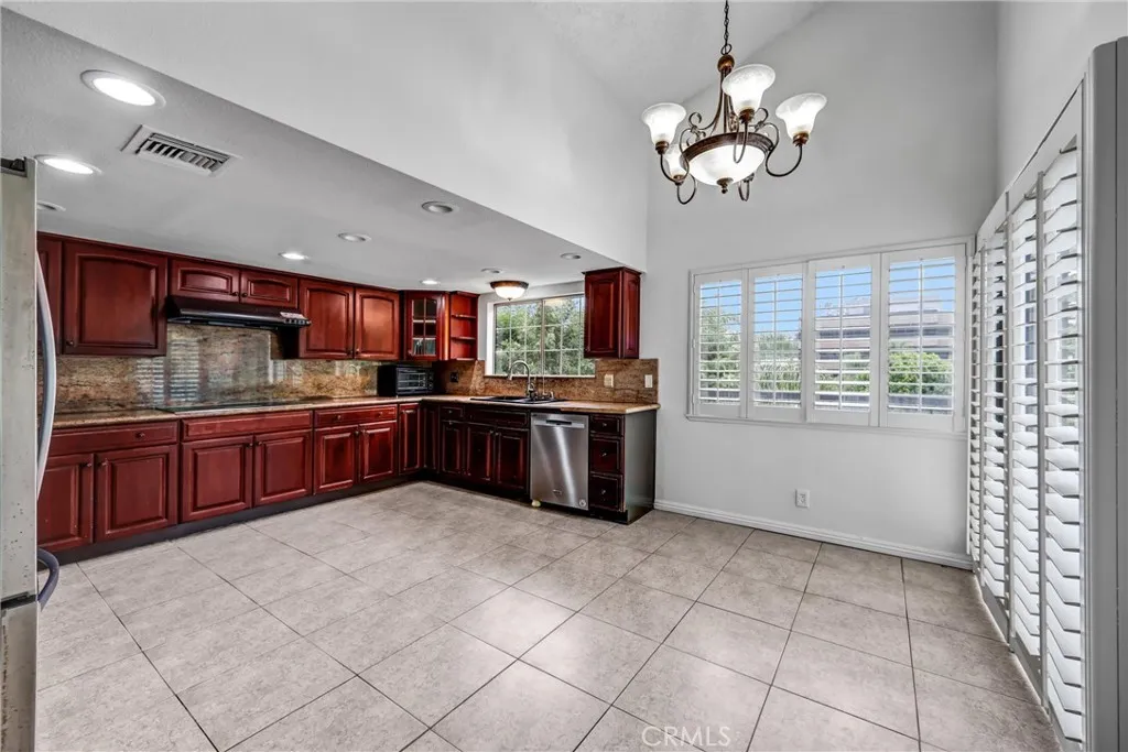 Additional image 12 of 3334 Oak Glen Dr, Los Angeles, CA 90068