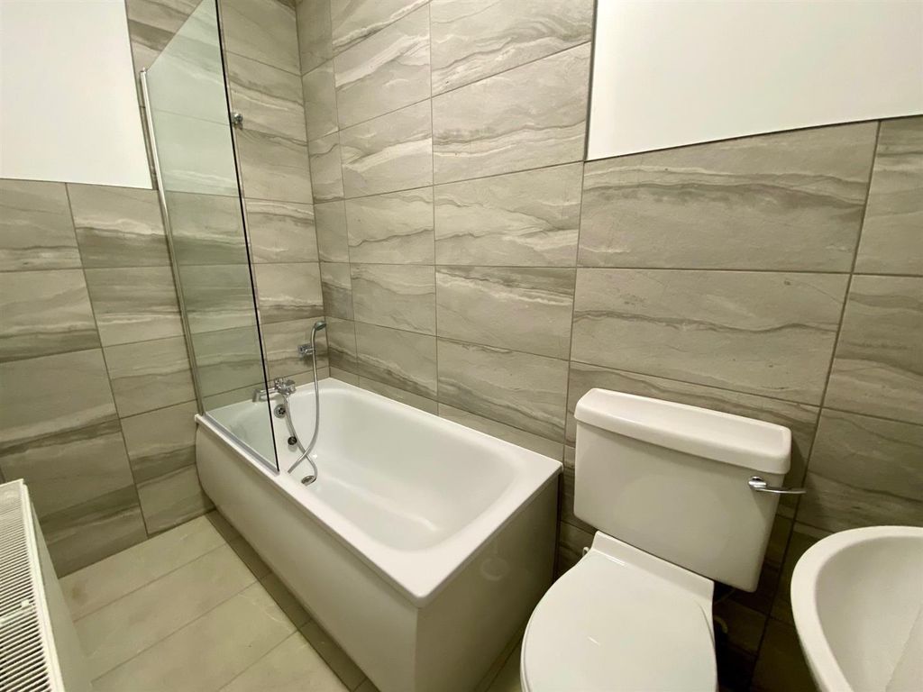 Additional image 10 of 2 bed terraced house for saleHaresfield Road, Dagenham RM10