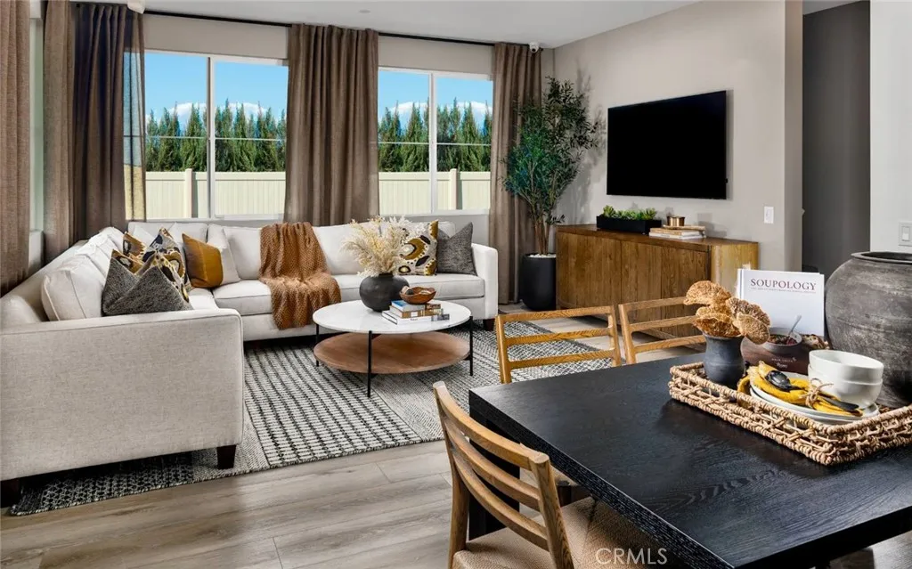 4193 S S. Limecrest Paseo Unit 44, Ontario, CA 91761 photo 2