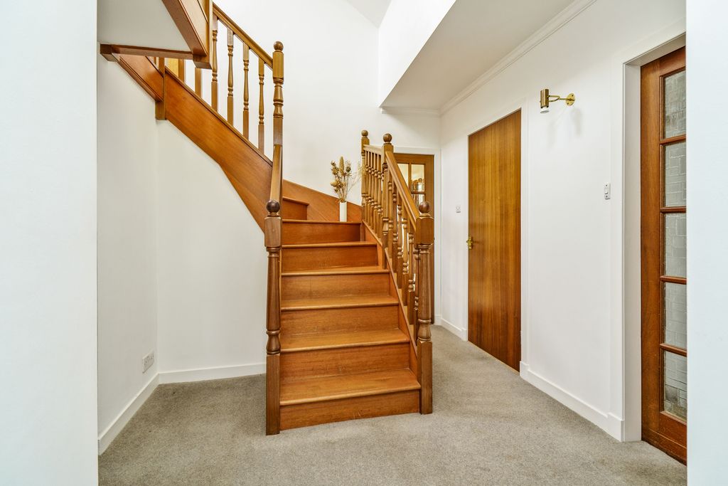 Additional image 19 of 4 bed detached house for sale28 Lasswade Road, Dalkeith EH22