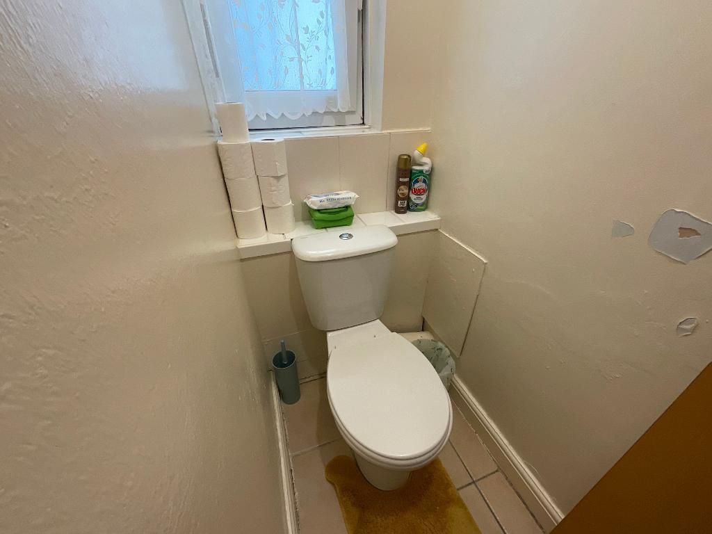 Additional image 11 of 3 bed flat for saleExeter Road, Dagenham RM10