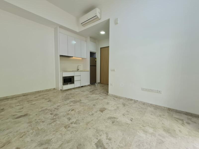 2A Simon Lane photo 4