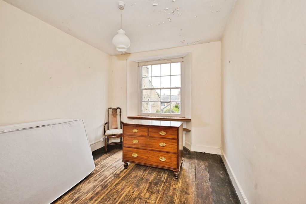 Additional image 12 of 6 bed terraced house for saleAbbey Street, Crewkerne TA18