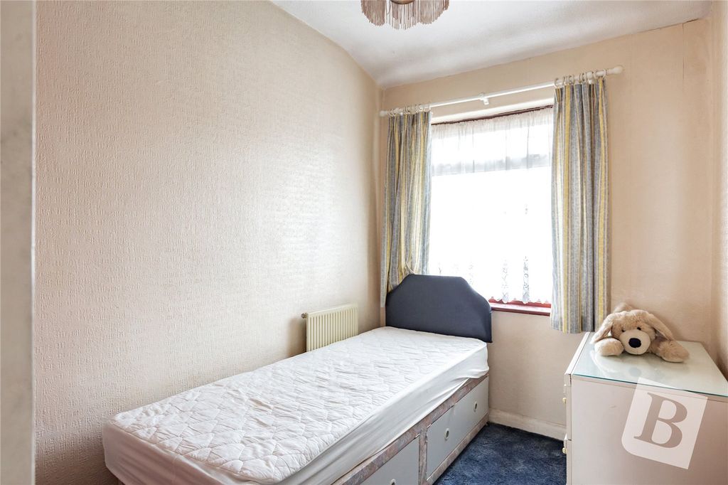 Additional image 21 of 5 bed end terrace house for saleSecond Avenue, Dagenham RM10