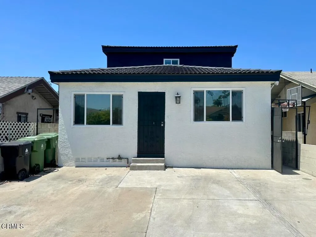 2117 9th Avenue, Los Angeles, CA 90018