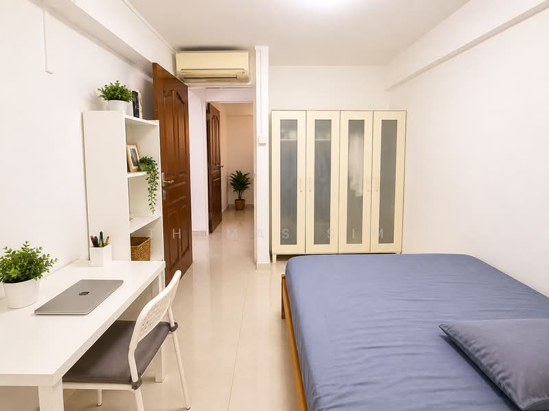 10 Holland Avenue photo 5