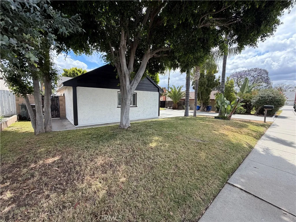 5221 Dresden Place, Riverside, CA 92505 photo 3