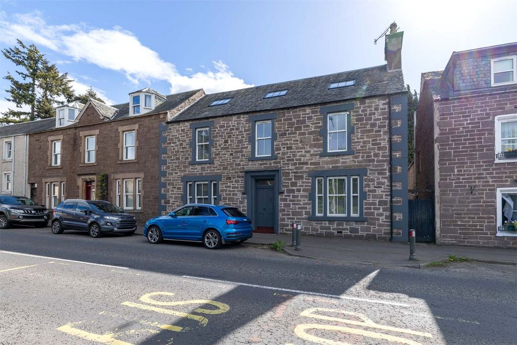5 bed end terrace house for saleDalchonzie House, Burrell Street, Crieff, Perth And Kinross PH7