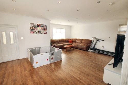 Additional image 5 of 4 bed bungalow for saleManor Road, Dagenham RM10