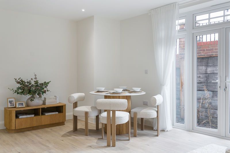 2 bed flat for saleBrompton House, Brambledown Road, Sanderstead CR2 photo 4