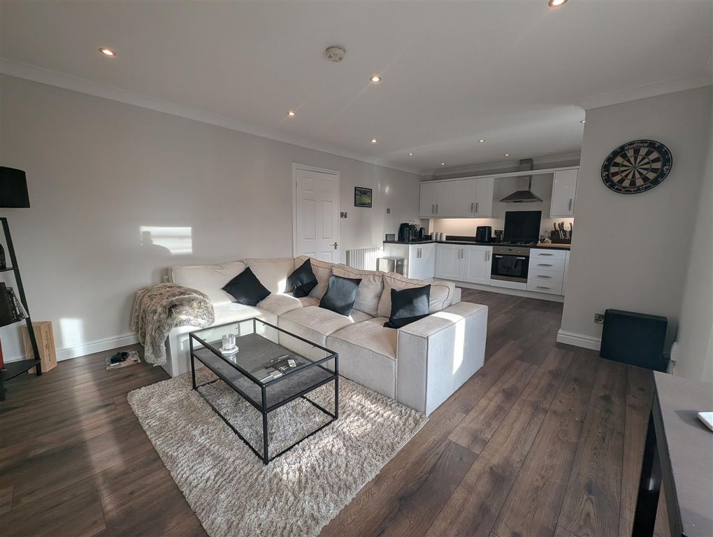 Additional image 5 of 2 bed flat for saleConiscliffe Road, Darlington DL3