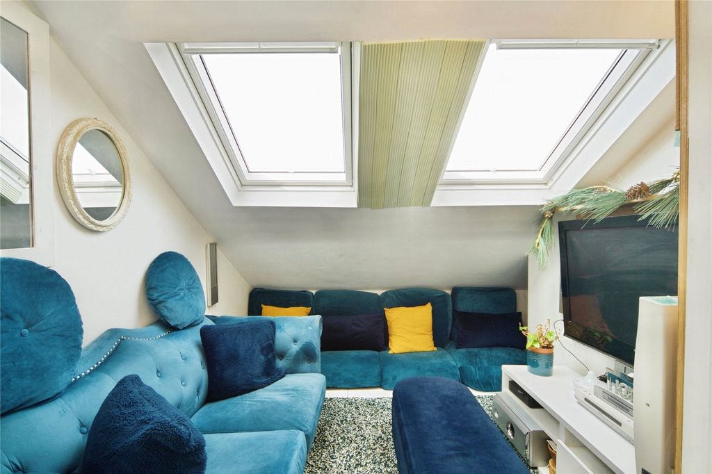 Additional image 25 of 3 bed maisonette for saleRaydons Road, Dagenham, Essex RM9