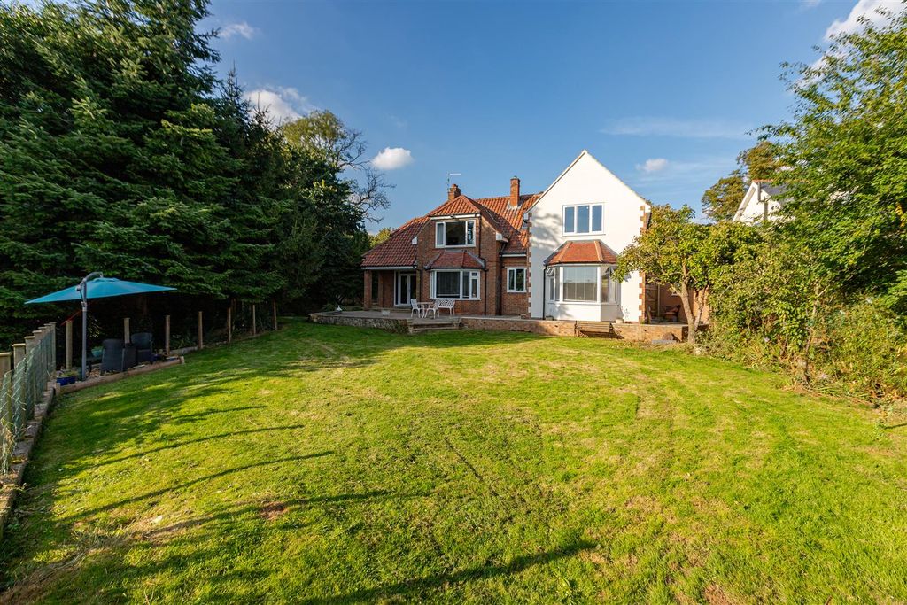 Additional image 28 of 4 bed detached house for saleConiscliffe Road, Darlington DL3