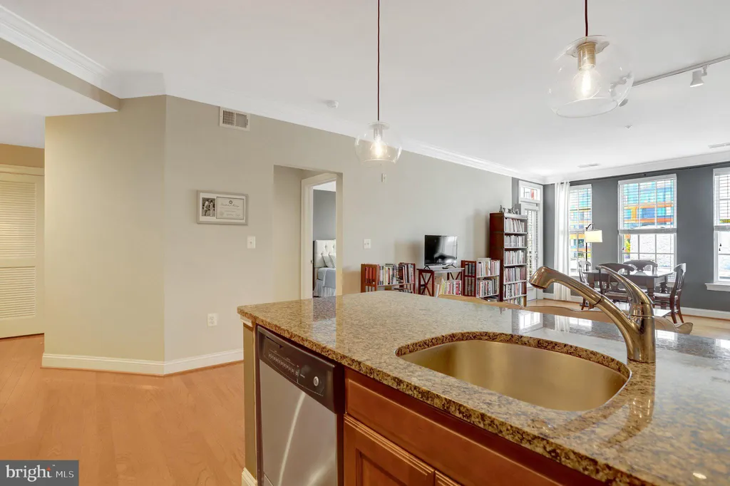 Additional image 6 of 1023 N Royal Street Unit 312, Alexandria, VA 22314