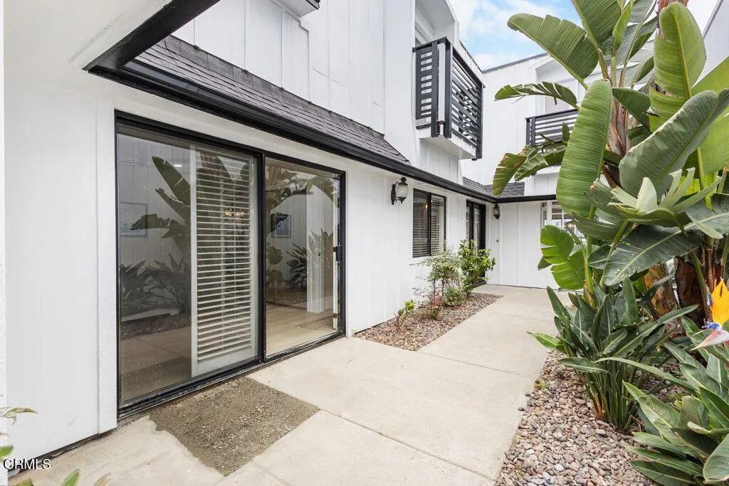 4630 Eastbourne, Oxnard, CA 93035 photo 2