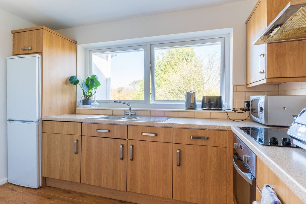 Additional image 6 of 2 bed flat for saleLlanbedrog, Pwllheli LL53