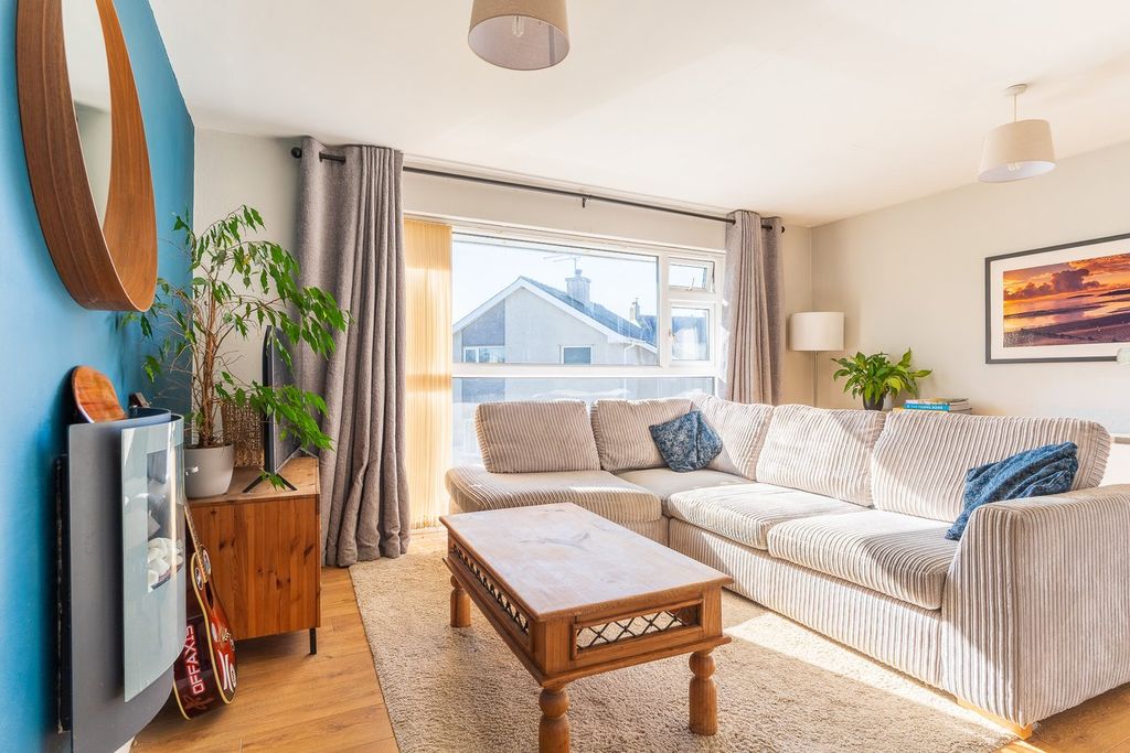 Additional image 3 of 2 bed flat for saleLlanbedrog, Pwllheli LL53