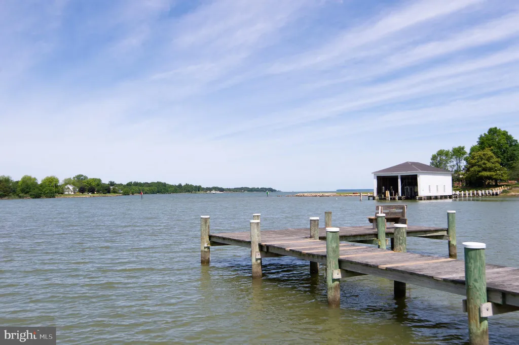 119 Regulator Drive N, Cambridge, MD 21613
