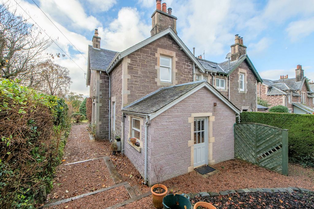 Additional image 25 of 5 bed semi-detached house for saleChapelhill, Drummond Street, Crieff PH7