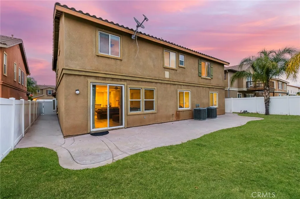 1509 Strawberry Drive, Perris, CA 92571 photo 4